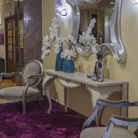 Otel Delfin Azul